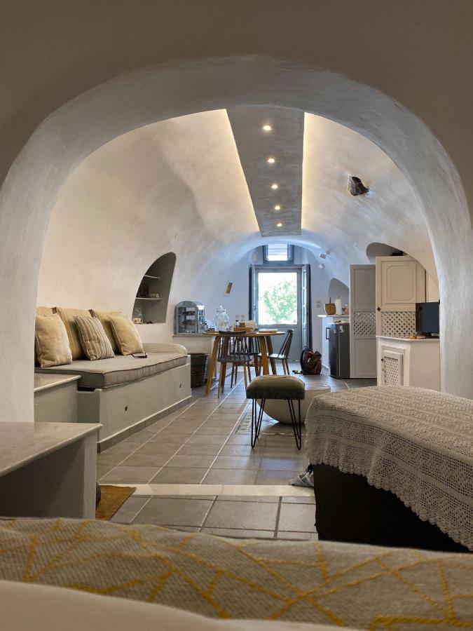 Cave House Martrona Villa Foinikia  Bagian luar foto